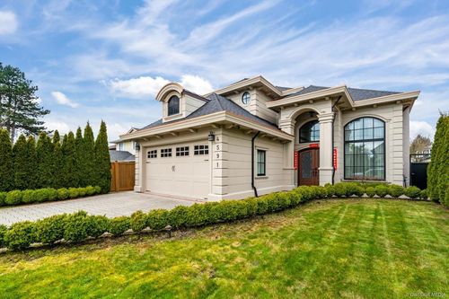 4591 Garry St, Richmond, BC, V7E2T9 | Card Image