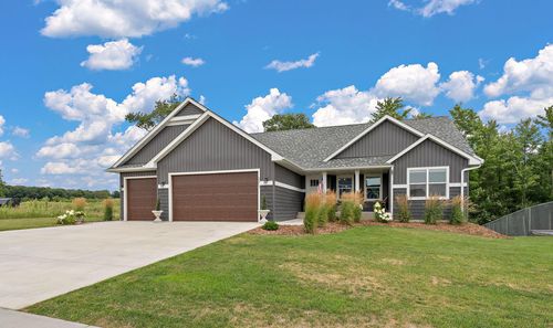 271 Eagle Ridge Dr, ROBERTS, WI, 54023-2800 | Card Image