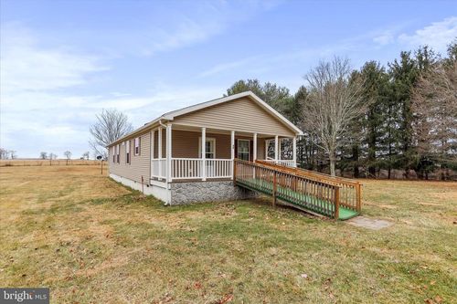 88 Homestead Ln, Romney, WV, 26757-6587 | Card Image