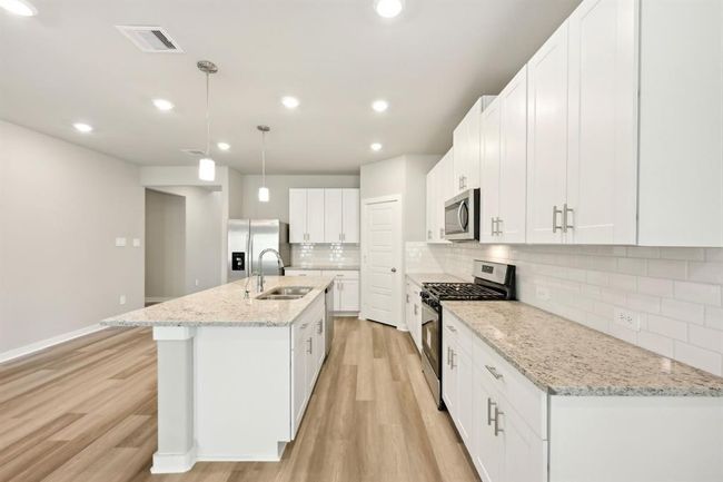 1423 Waggoner Ranch Trl, House other with 5 bedrooms, 4 bathrooms and 2 parking in Conroe TX | Image 15