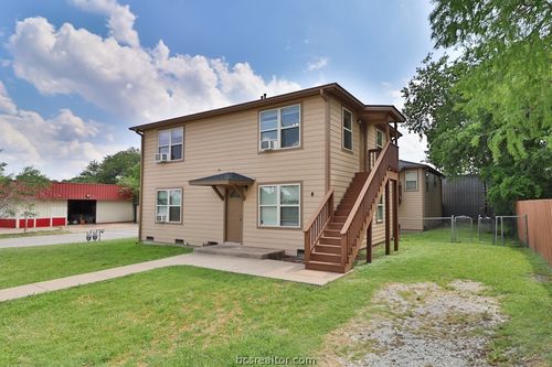 607-605-607 E Pease St, Bryan, TX, 77803-4660 | Card Image