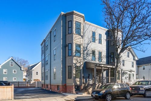 2-45-43 Blossom St, Chelsea, MA, 02150-2455 | Card Image