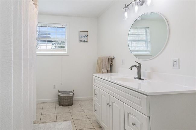 Primary bathroom | Image 12