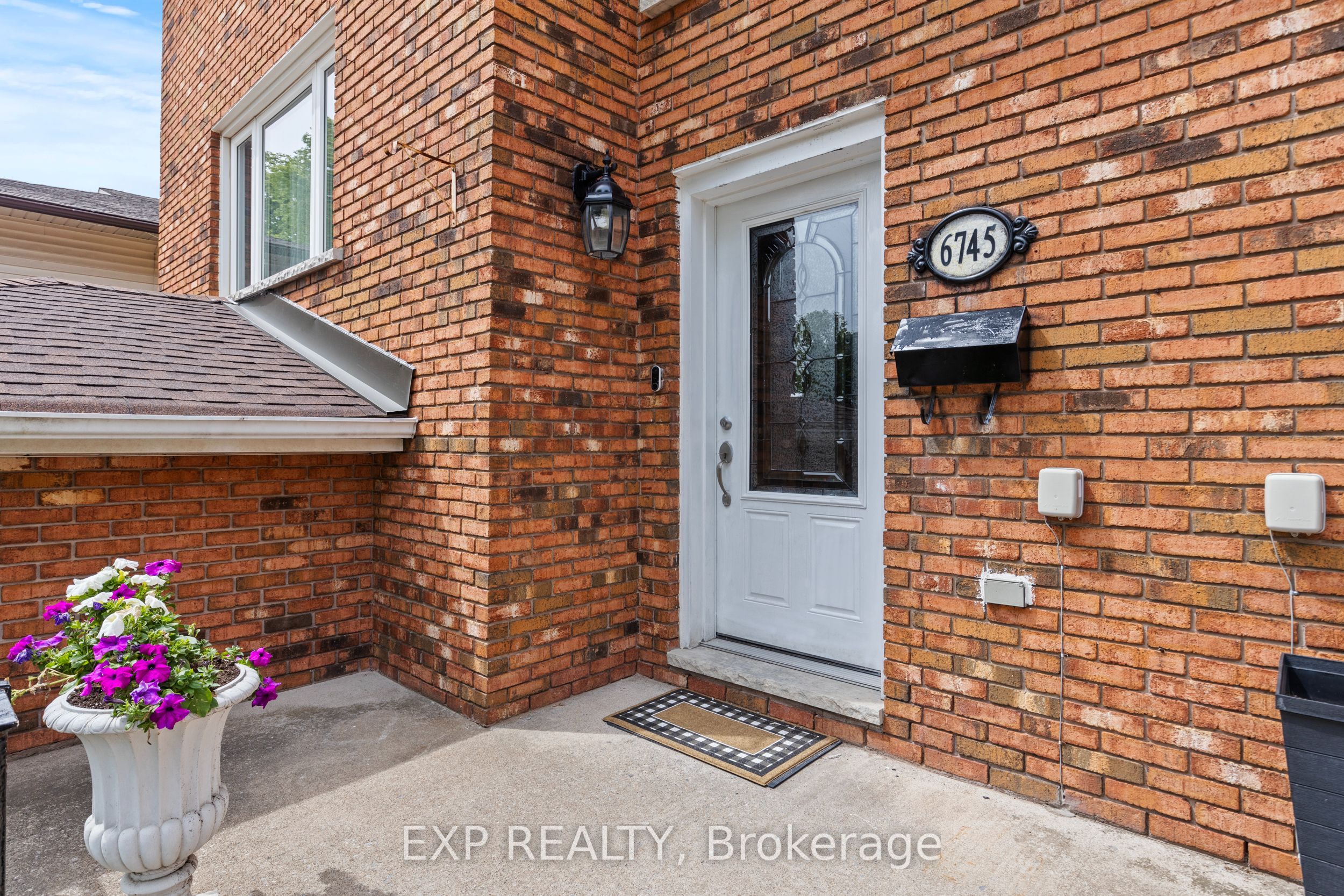 Residential in Niagara Falls 5