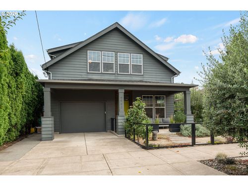 4942 Ne 35th Ave, Portland, OR, 97211-7614 | Card Image