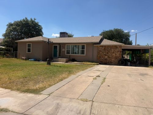 807 N Edwards St, Carlsbad, NM, 88220-4536 | Card Image
