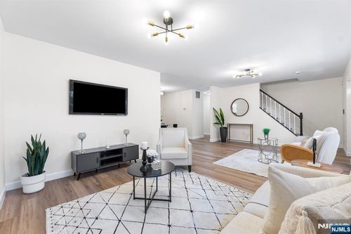 54 S Orange Ave, Newark, NJ, 07103-3083 | Card Image