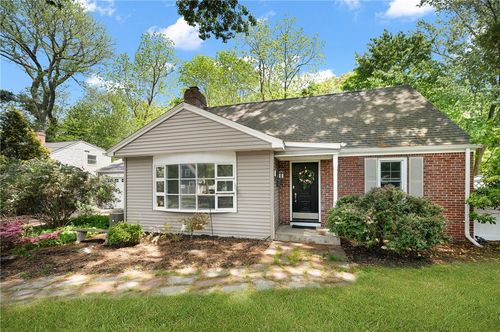 14 Black Creek Ln, Warwick, RI, 02888-5415 | Card Image