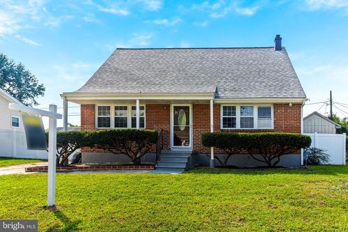 105 Albert Dr, GLEN BURNIE, MD, 21060-8213 | Card Image