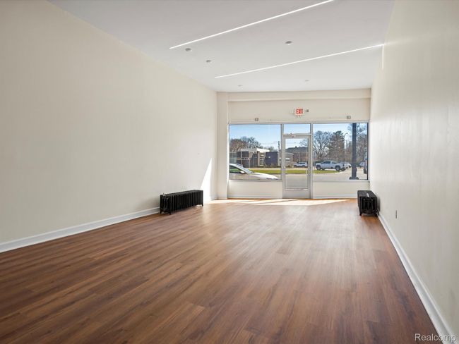 23525 Woodward Ave, Home with 0 bedrooms, 4 bathrooms and 5 parking in Ferndale MI | Image 31