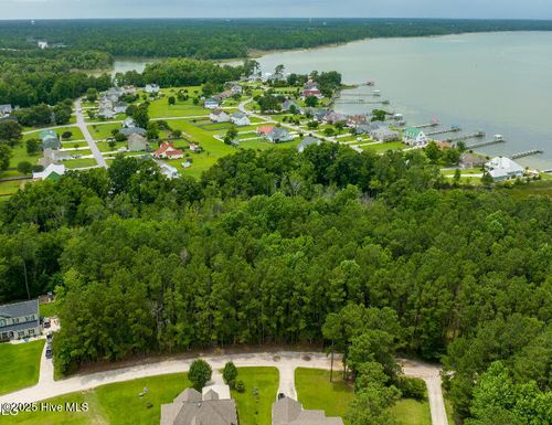 24-139 Bayside Dr, Sneads Ferry, NC, 28460-8509 | Card Image