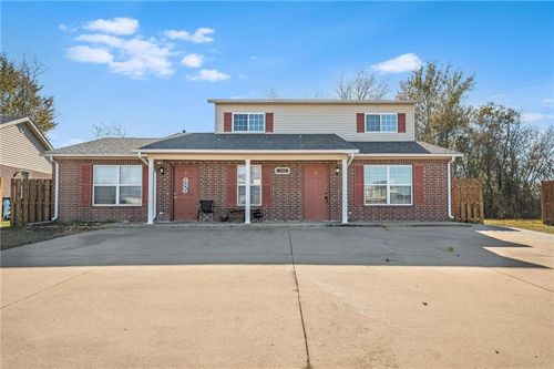 3503 Sw Victoria Pl, Bentonville, AR, 72712-7596 | Card Image