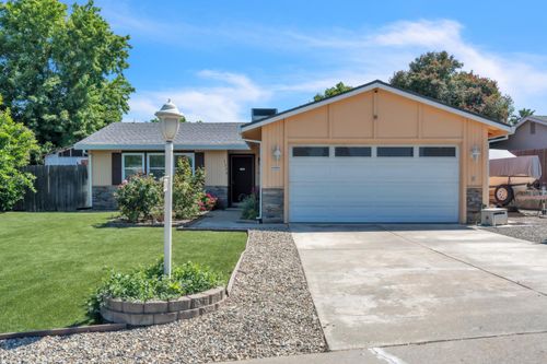 5234 Saint Moritz Court, Sacramento, CA, 95842 | Card Image