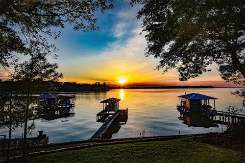 235 Island Dr, Livingston, TX, 77351-1270 | Card Image