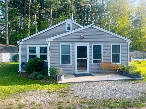 2 Sherwood Forest Ave, Middleboro, MA, 02346-3338 | Card Image