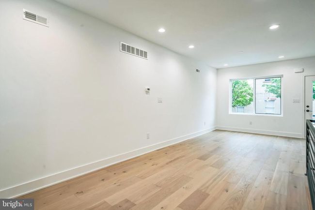 1309 S 32 Nd St, Townhouse with 3 bedrooms, 2 bathrooms and null parking in PHILADELPHIA PA | Image 5