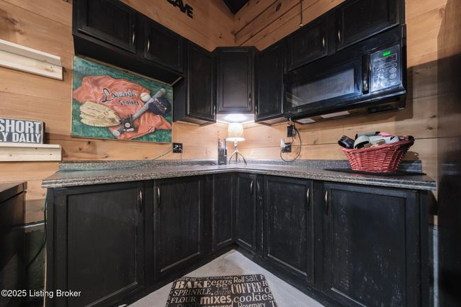 282 Lake View Ln, House other with 2 bedrooms, 5 bathrooms and null parking in Mc Daniels KY | Image 73