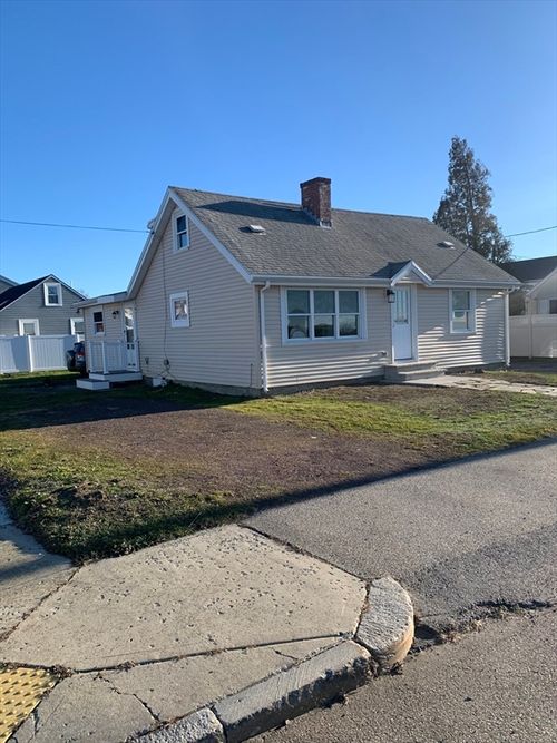 123-125 Mills St, Malden, MA, 02148-7914 | Card Image