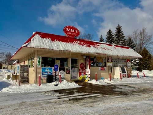 385 Main St, Gorham, NH, 03581-1118 | Card Image