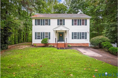 12716 Middlebrook Rd, Chester, VA, 23831-4725 | Card Image