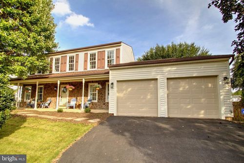 5221 Belle Plains Dr, CENTREVILLE, VA, 20120-3346 | Card Image