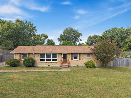 167 Roberta Dr, Hendersonville, TN, 37075-5321 | Card Image