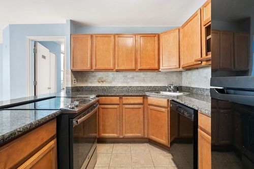 apt-1001-525 W Hawthorne Pl, Chicago, IL, 60657-9271 | Card Image