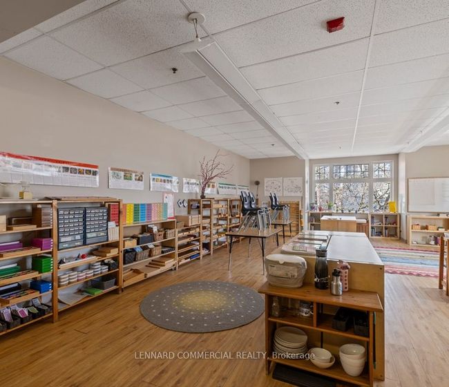 39 Spadina Rd, Home with 0 bedrooms, 0 bathrooms and null parking in Toronto ON | Image 22