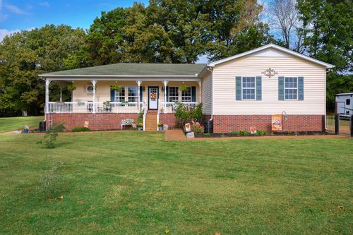 221 Mckenzie Ln, Summertown, TN, 38483-4104 | Card Image