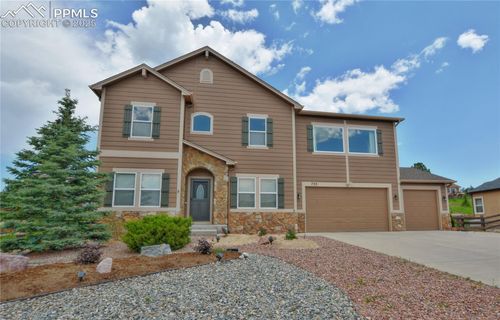 735 Woodmoor Acres Dr, Monument, CO, 80132-7455 | Card Image