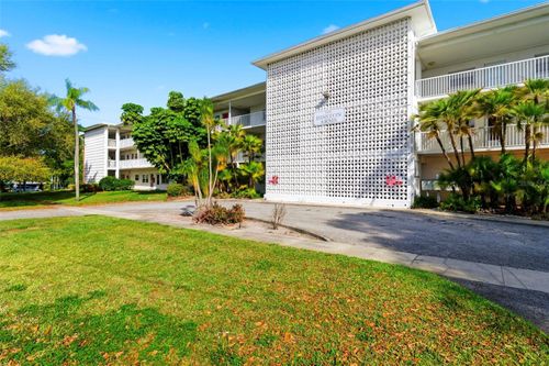 apt-104-5155 9th Ave N, ST PETERSBURG, FL, 33710-6630 | Card Image