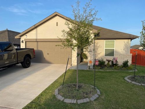 12511 Dairywork Rd, Buda, TX, 78610-4047 | Card Image