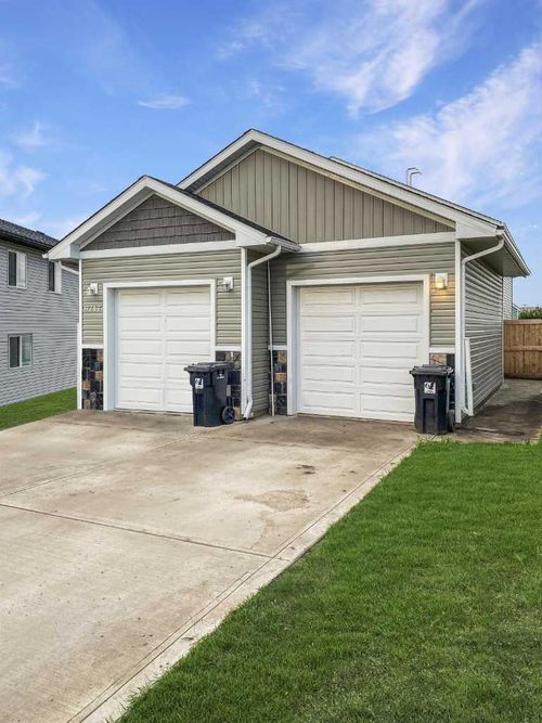 b-9717 112 Ave, Clairmont, AB, T8X5C2 | Card Image