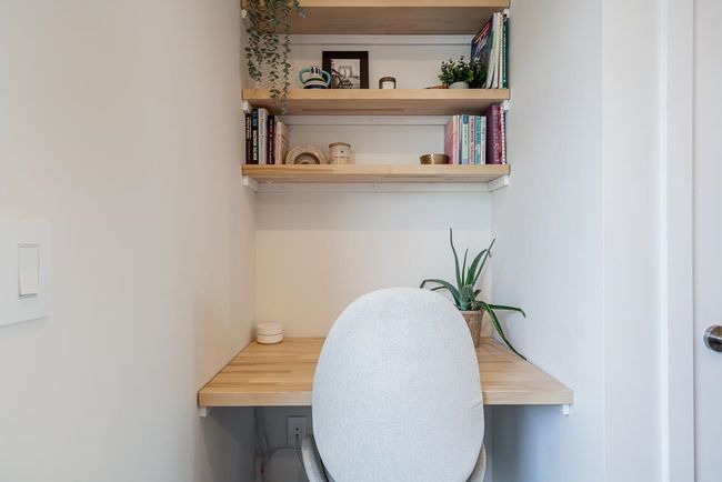 View of home office | Image 8