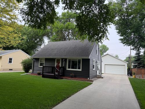 1005 20th St S, Fargo, ND, 58103-2935 | Card Image
