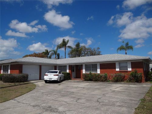 11017 126th Ave, LARGO, FL, 33778-2703 | Card Image