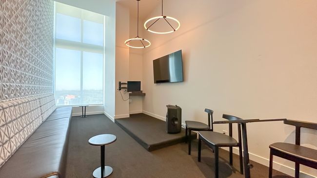 4702 - 567 Clarke Rd, Condo with 3 bedrooms, 2 bathrooms and 2 parking in Coquitlam BC | Image 26