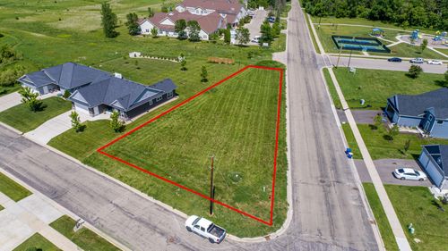 2103 Primrose Lane, Faribault, MN, 55021 | Card Image
