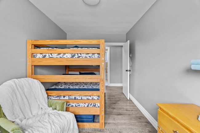 60 Main St S, House other with 3 bedrooms, 2 bathrooms and 4 parking in Forest ON | Image 18