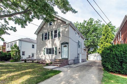 2300 Lakeview Ave, Rocky River, OH, 44116-2504 | Card Image