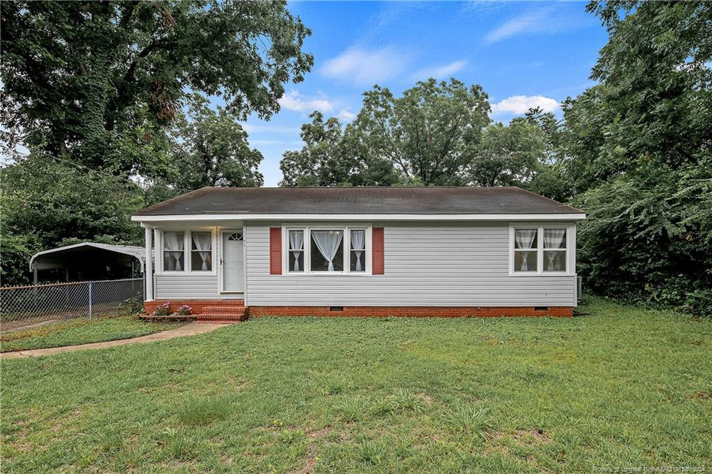Catalpa Rd, Fayetteville, NC 28304