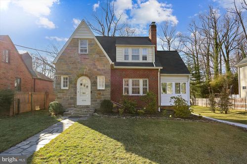 8908 Grant St, BETHESDA, MD, 20817-3514 | Card Image