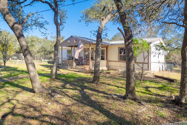 2121 Rolling River Vw, Home with 3 bedrooms, 3 bathrooms and null parking in Spring Branch TX | Image 7