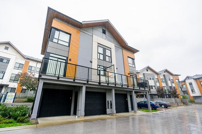 98 - 15111 Edmund Dr, Townhouse with 3 bedrooms, 3 bathrooms and 2 parking in Surrey BC | Image 5
