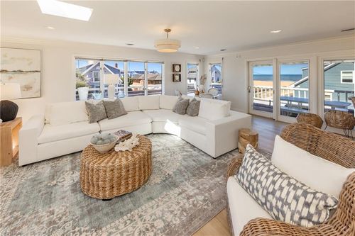5207 Ocean Front Ave, Virginia Beach, VA, 23451-2340 | Card Image