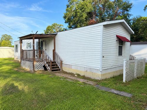 120 Pecan St, Kountze, TX, 77625-8906 | Card Image