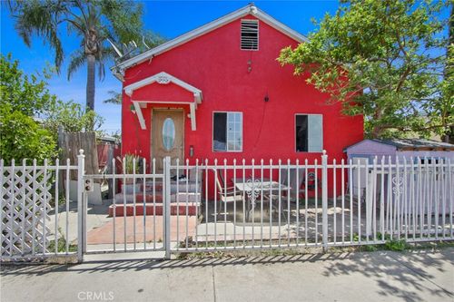 2-213 N Figueroa St, Santa Ana, CA, 92703-3318 | Card Image