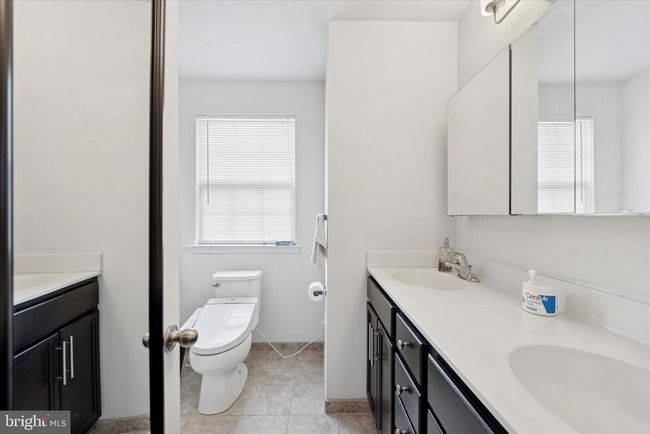 379 E Elm St, Townhouse with 3 bedrooms, 3 bathrooms and null parking in CONSHOHOCKEN PA | Image 16