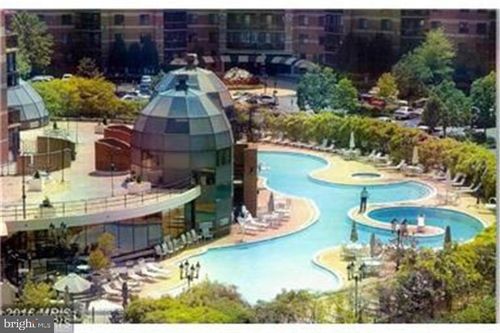 104-8370 Greensboro Dr, MCLEAN, VA, 22102-3554 | Card Image