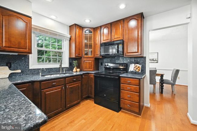 2240 Halter Ln, House other with 4 bedrooms, 3 bathrooms and null parking in RESTON VA | Image 6